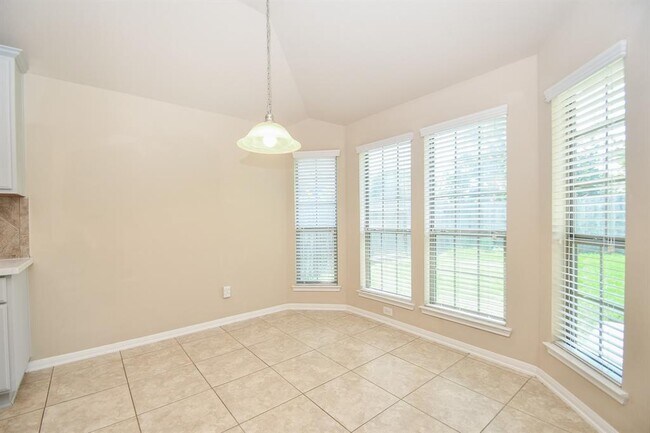 Building Photo - 2022 Haven Springs Ln