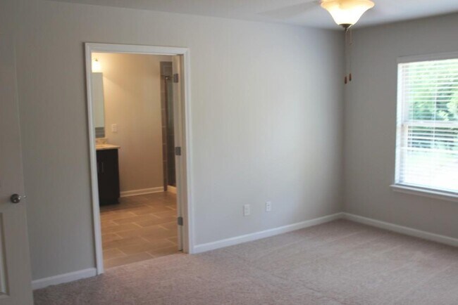 Building Photo - 5605 Warmstone Ln