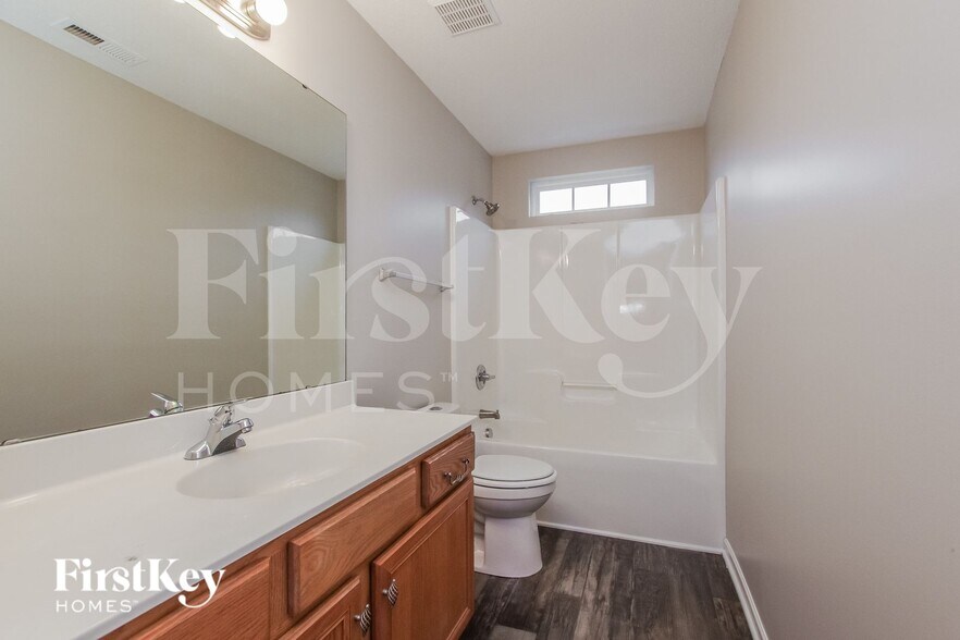 Building Photo - 2038 Twilight Ln