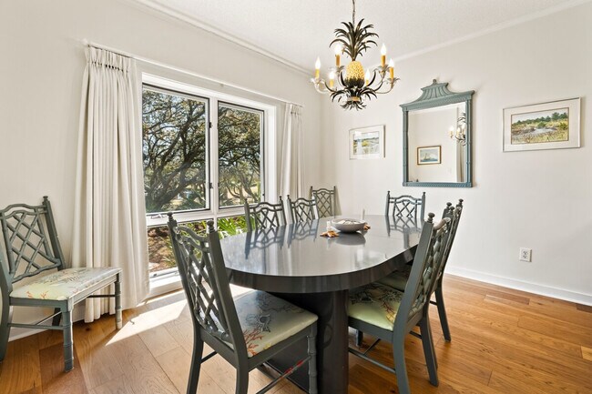 Building Photo - 1 Pioneer Loop