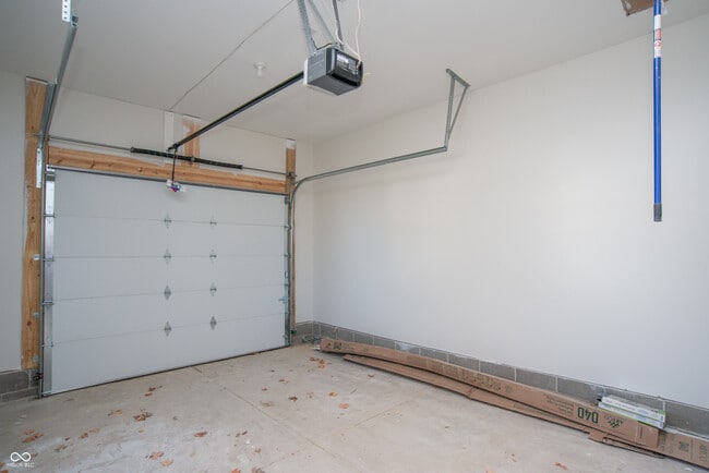 Building Photo - 3226 Keystone Lakes Way