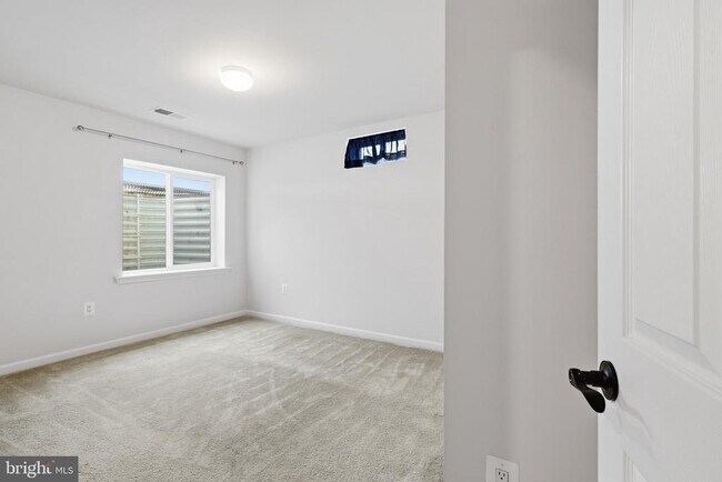 Building Photo - 10302 Spotswood Dr