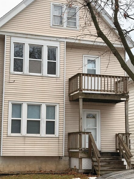 Building Photo - 3758A E Edgerton Ave