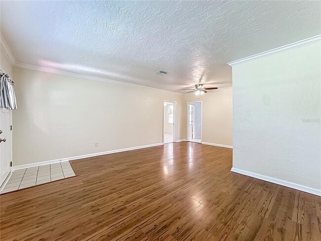 Building Photo - 1450 Cavendish Rd