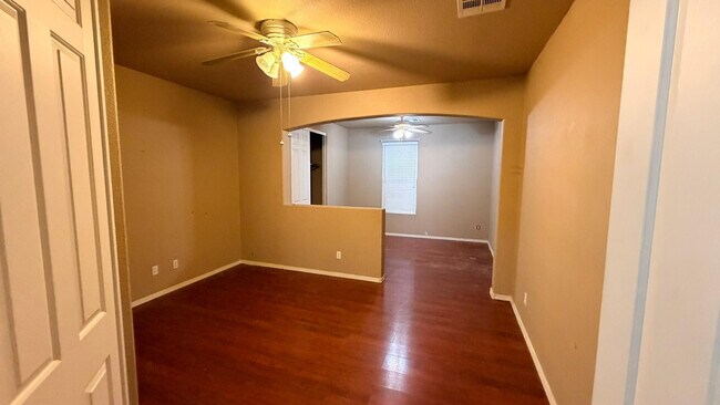 Building Photo - 17928 N Kari Ln