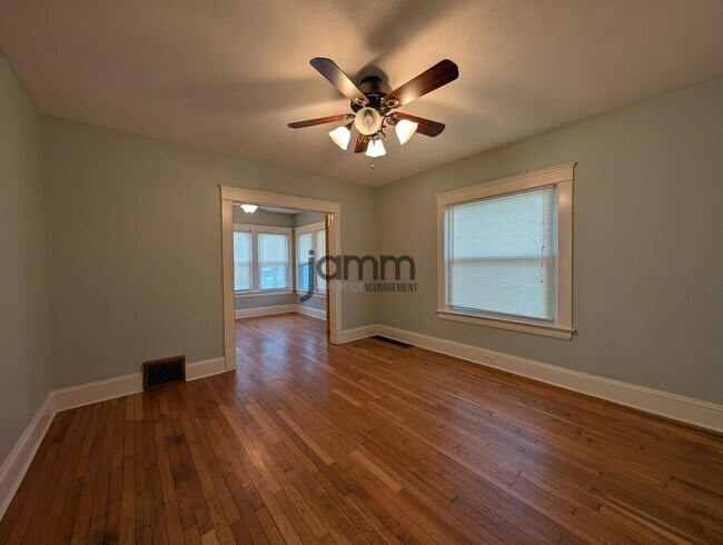 Building Photo - 1560 Coutant Ave