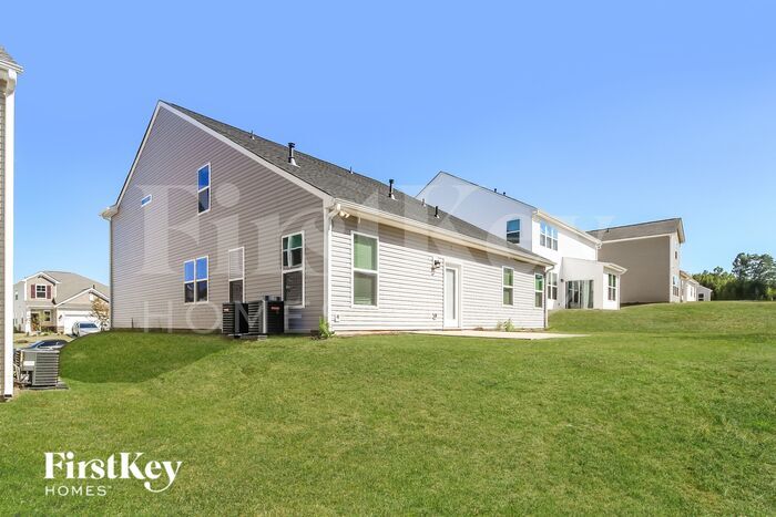 Building Photo - 465 Yoshino Cherry Dr