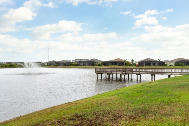 Building Photo - Exquisite 3-Bed 3.5-Bath Home in Prestigio...