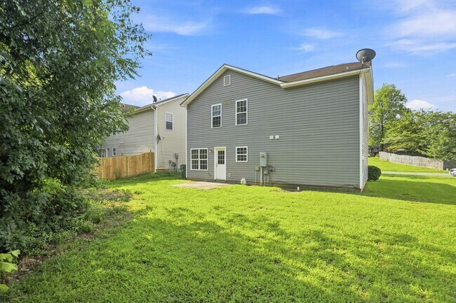 Building Photo - 926 Oakshire Cir