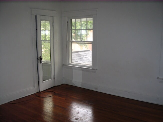 Master bedroom - 308 E 151st St