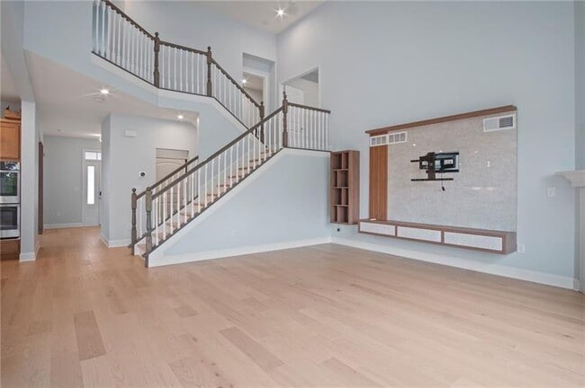 Building Photo - 7945 Garnet Trce