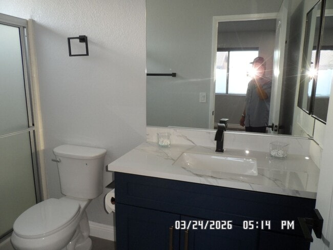 Building Photo - 3 Bedrooms, 2 Bathrooms, approx. 1112 sq. ft., 2 Car Garage, Solar Panels, Internet Included. Cos...