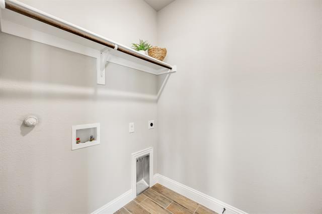 Building Photo - 176 Summit Ct