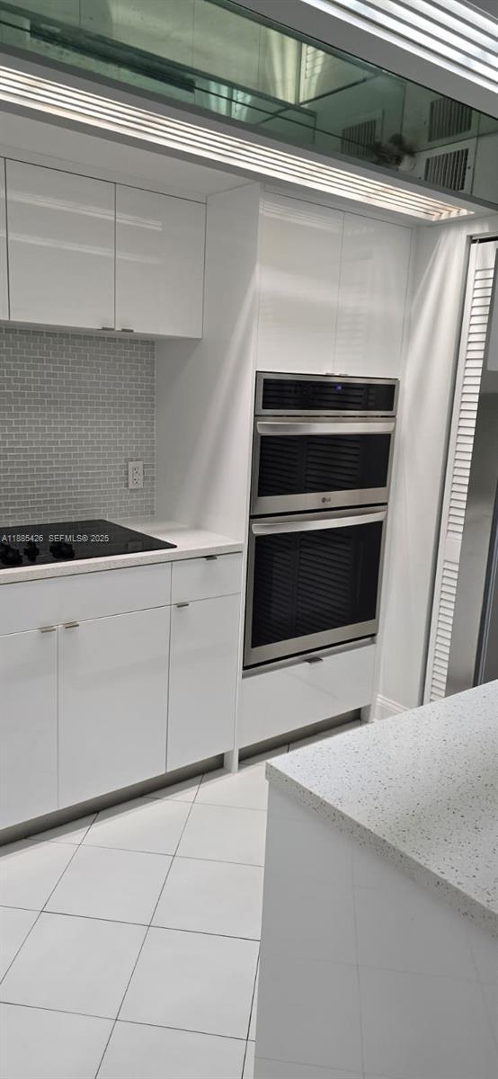 Building Photo - 2843 S Bayshore Dr