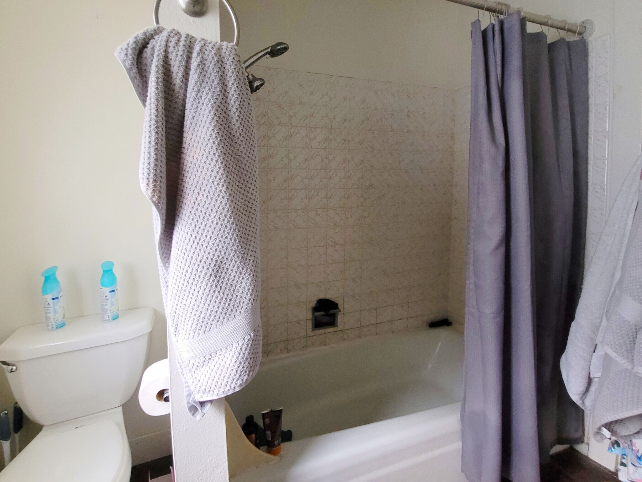 Building Photo - 651 N Hayes St