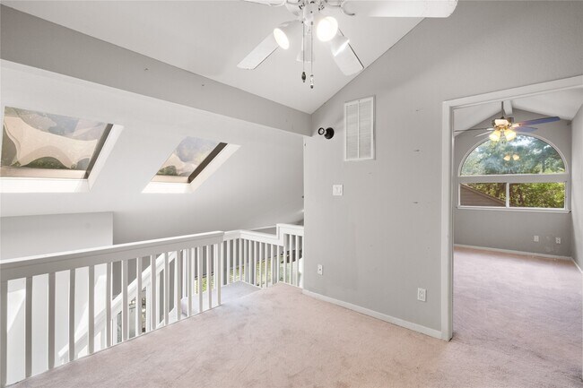 Building Photo - 54 Sawmill Grove Ln
