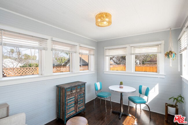 Building Photo - 5742 6th Ave