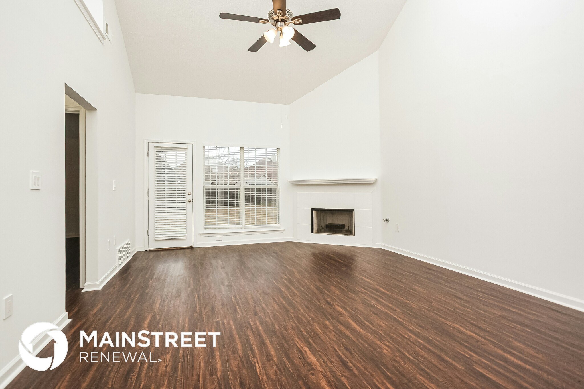 Building Photo - 7122 Queens Crown Ct