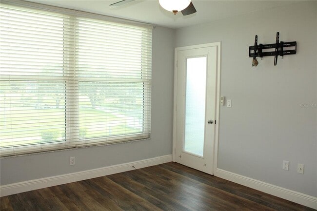 Building Photo - 4410 Fairways Blvd