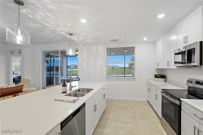 Building Photo - 5667 Melbourne Ct