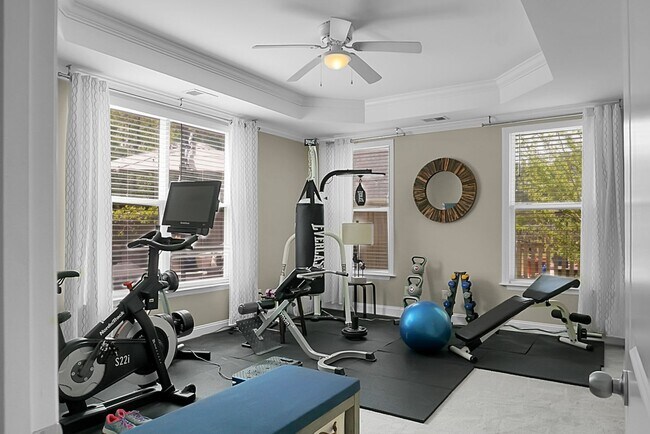 Building Photo - Johns Island 4BR, 2.5 BA Gem: Features Wood Floors, 2-Car Garage, & Community Pool
