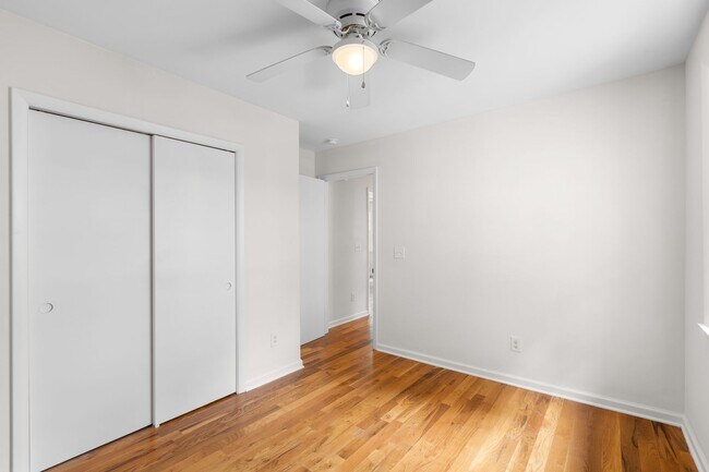 Building Photo - 1036 Seymour Ave