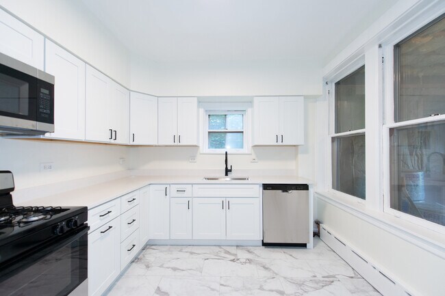 Building Photo - 5051 W Berenice Ave