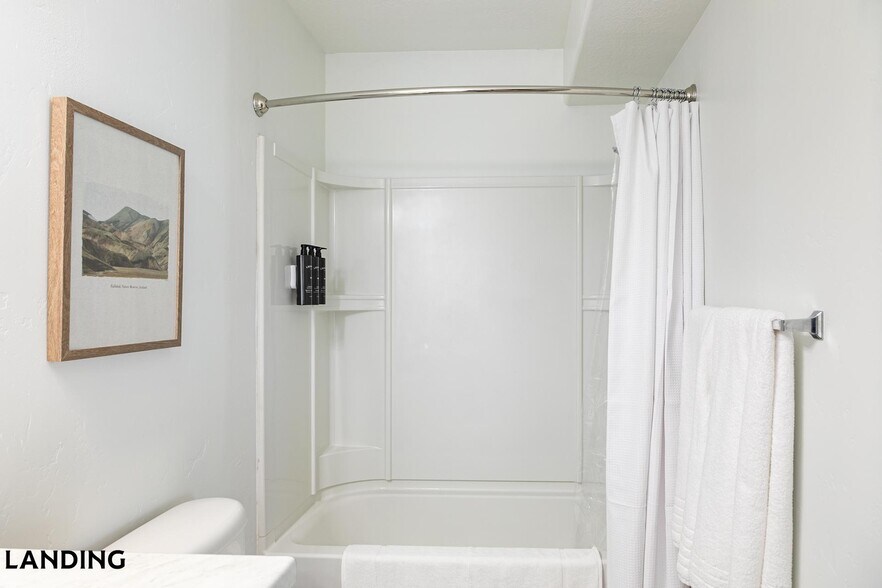 Building Photo - 5657 W Barn Rd