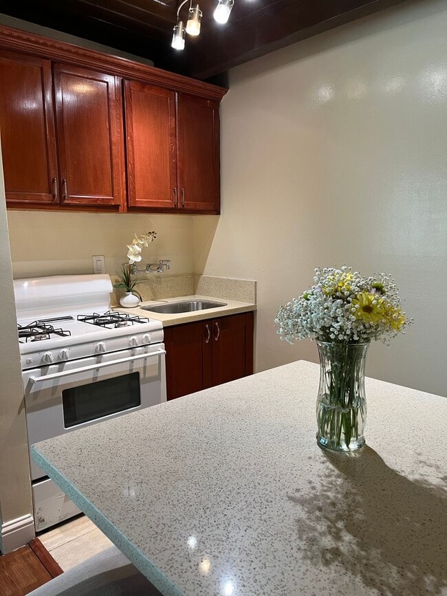 Interior Photo - Villa Fairlane
