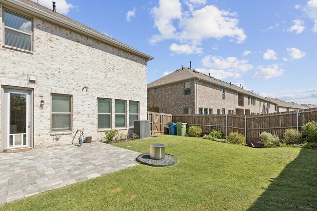 Building Photo - Discover Elevated Living at Normandy Village