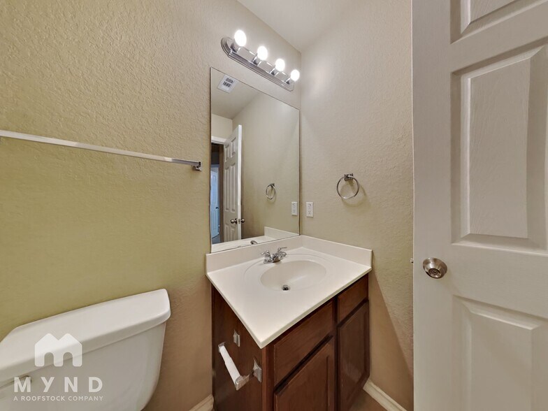 Building Photo - 114 Arcadia Pl