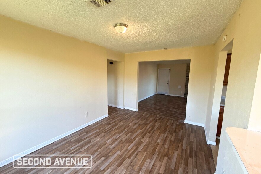 Building Photo - 11618 Roandale Dr