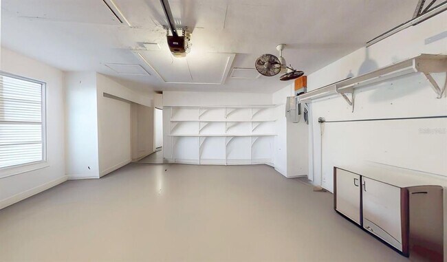 Building Photo - 3606 Belle Vista Dr E
