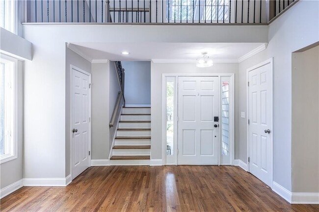 Building Photo - 2690 Camden Glen Ct