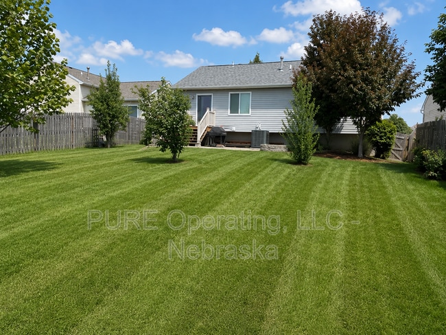 Building Photo - 8464 N 155th St