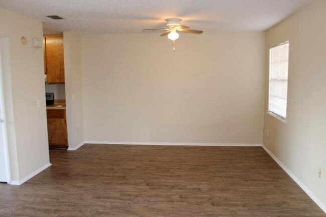 Building Photo - "Cozy 1-Bedroom Retreat in Panama City with Modern Comforts!"