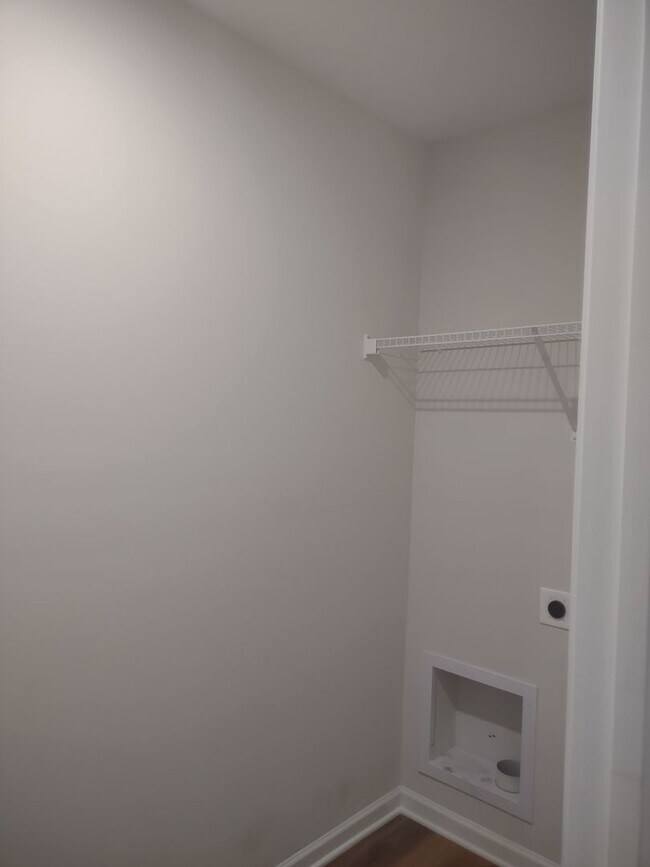 Building Photo - Wonderful Two Story Four Bedroom Three Full Bathrooms Home in Elgin SC