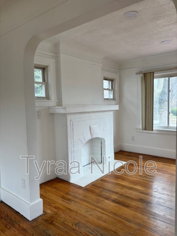 Building Photo - 15353 Lauder St