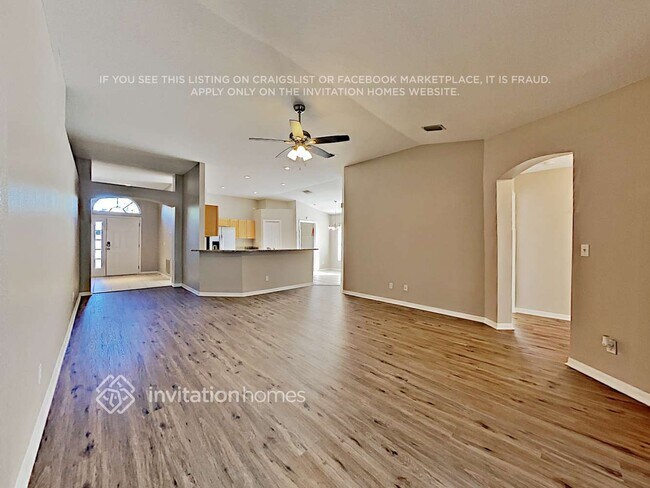 Building Photo - 2628 Brookville Dr