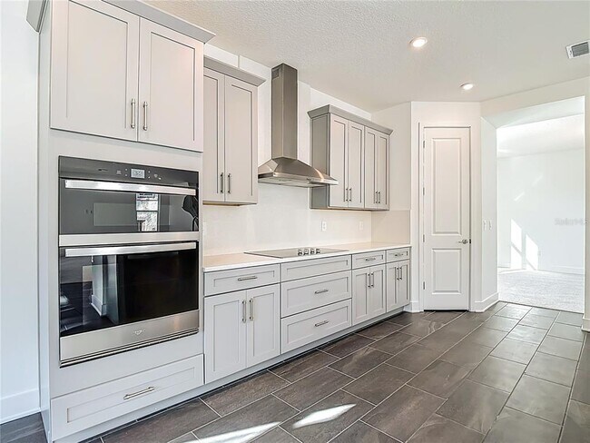Building Photo - 410 S Westshore Blvd