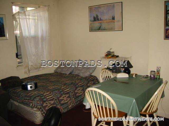 Building Photo - 461 Massachusetts Ave