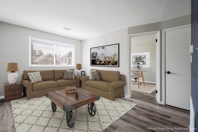 Building Photo - 474 Elsmere St