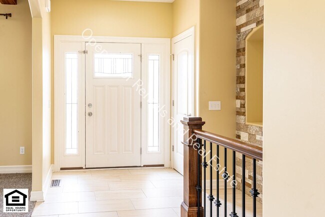 Building Photo - 13558 Paperbark Trail