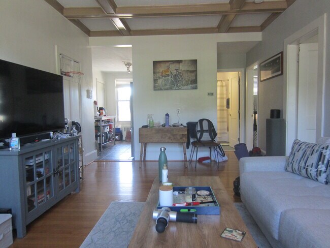 Building Photo - 1734 Commonwealth Ave