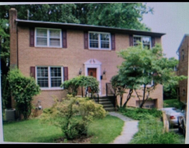 Building Photo - 5310 Danbury Rd