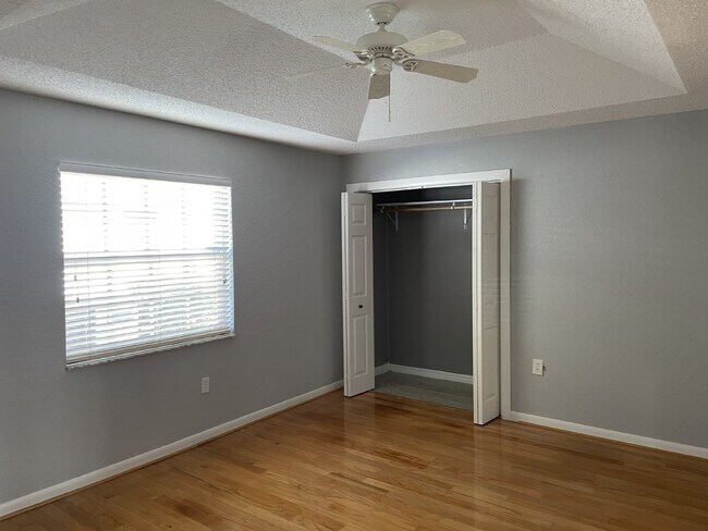 Building Photo - Beautiful 3-Bedroom, 2-Bath Home Available...