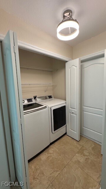 Building Photo - 2301 SW 23rd St