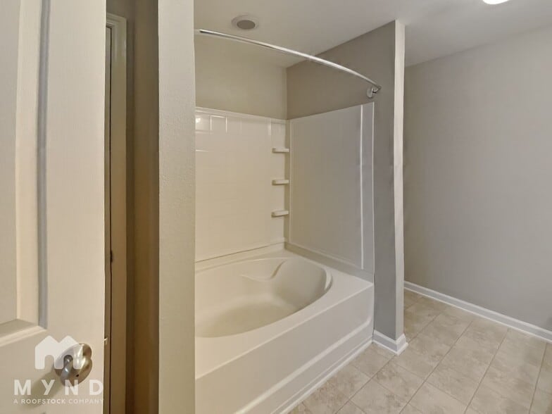 Building Photo - 104 David Barnes Dr