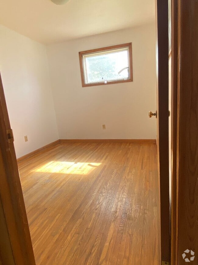 Building Photo - Cozy 2 bed, 1 bath House for Rent