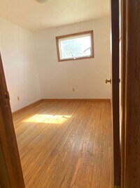 Building Photo - Cozy 2 bed, 1 bath House for Rent